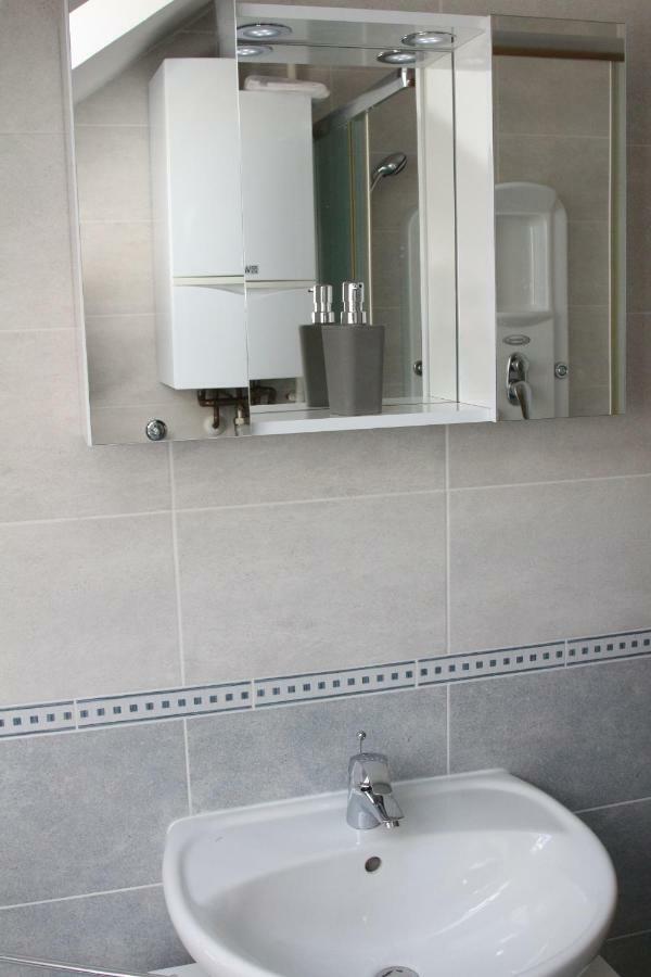 Apartments "Pavic" Near Zagreb Airport Velika Gorica Bagian luar foto