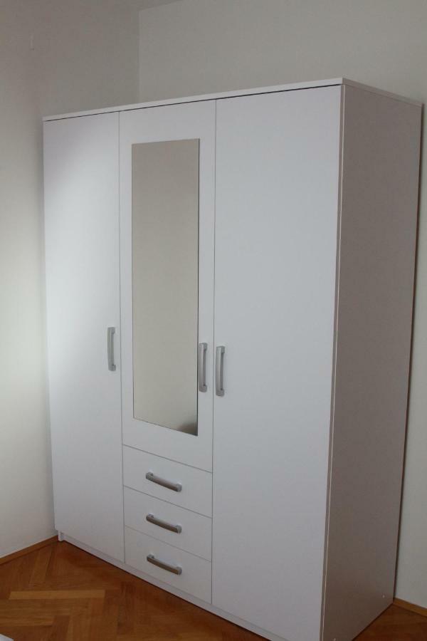 Apartments "Pavic" Near Zagreb Airport Velika Gorica Bagian luar foto