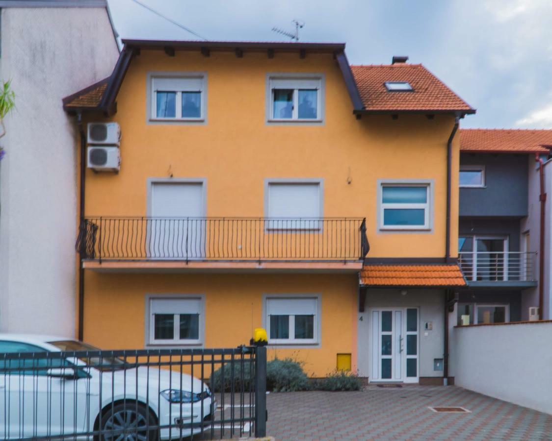 Apartments "Pavic" Near Zagreb Airport Velika Gorica Bagian luar foto